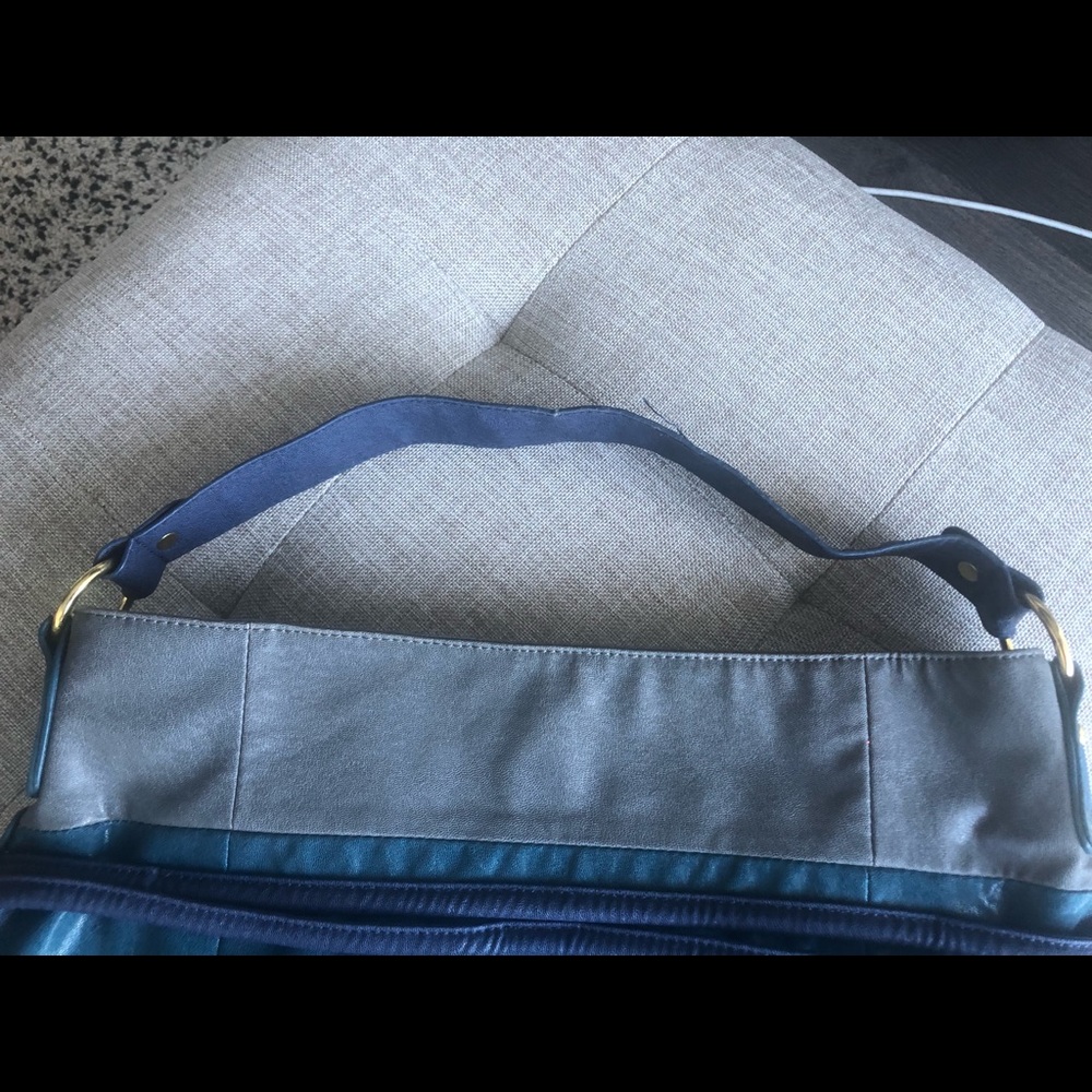 Large Tri-Colour Purse - Picture 2 of 5